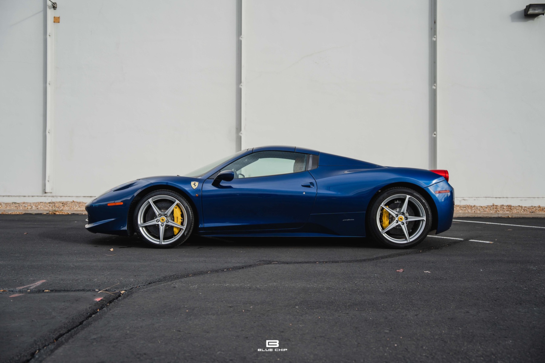 Ferrari 458 Spider in Tour de France Blue